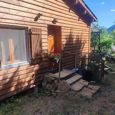 Σαλέ Maison En Bois Sur Pilotis Avec Jardin *
