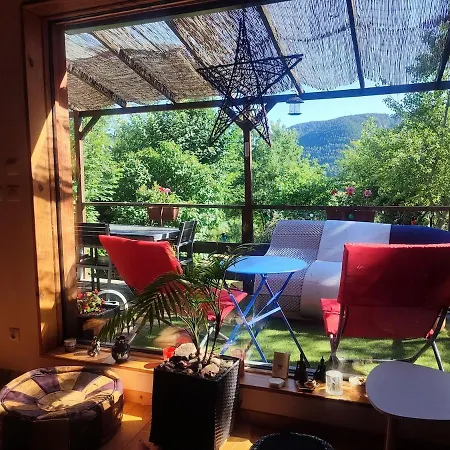 Σαλέ Maison En Bois Sur Pilotis Avec Jardin