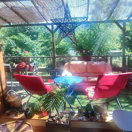 Maison En Bois Sur Pilotis Avec Jardin * Saint-Étienne-du-Valdonnez